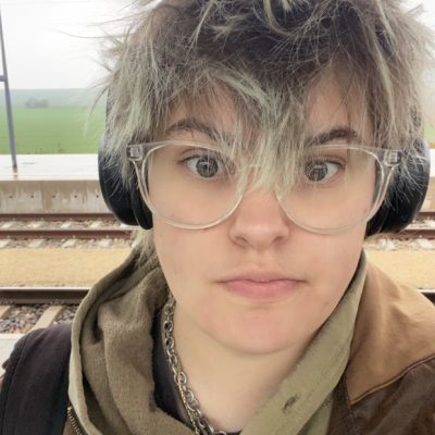 Cara Brooks - Assistant Editor 